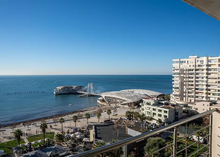 Luxury With Jacuzzi Apartment Durres